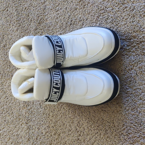 Seattle WA - Picture 2 of 3